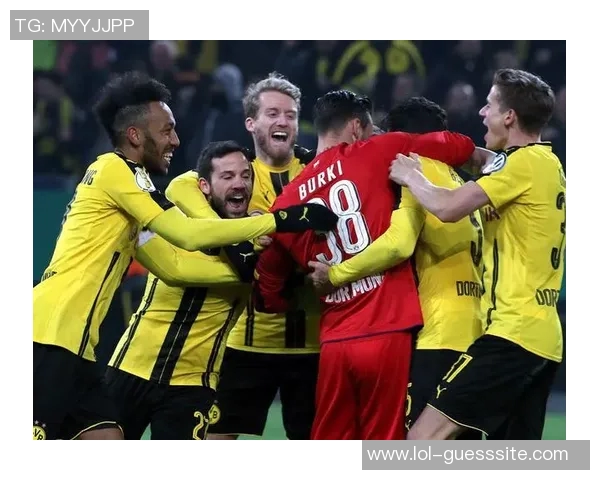 本菲卡友谊赛大胜多特蒙德五球狂潮补时进球点燃全场激情