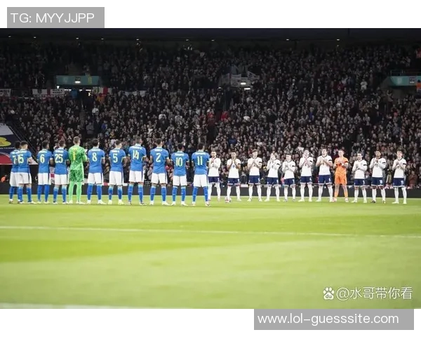 西甲赛场惊现冷门巴黎圣日耳曼逆转多特蒙德上演帽子戏法盛宴