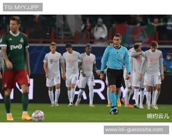 意甲激战莱比锡与巴黎圣日耳曼战成平局帽子戏法引发争议判罚热议