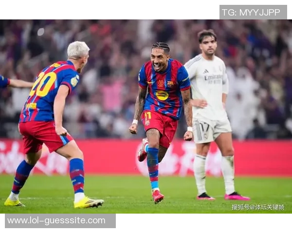 国王杯焦点战巴萨与巴黎圣日耳曼战平帽子戏法点燃全场激情